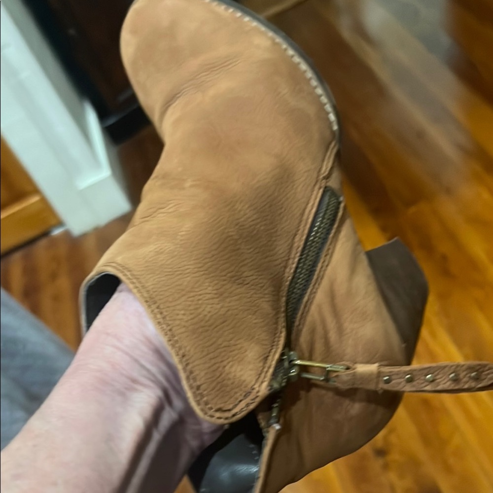 Steve Madden Tan Ankle Booties - Picture 7 of 9